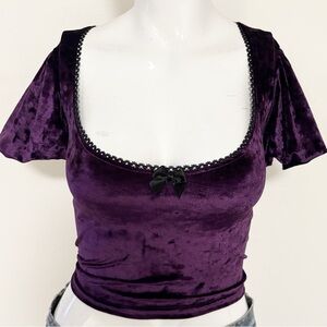 NWOT Dolls Kill Brand Widow Purple Velvet Short Puff Sleeve Top w Lace-up Back